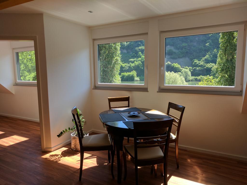 Ferienwohnung "Zum Klosterruinenblick" Kröv Dış mekan fotoğraf